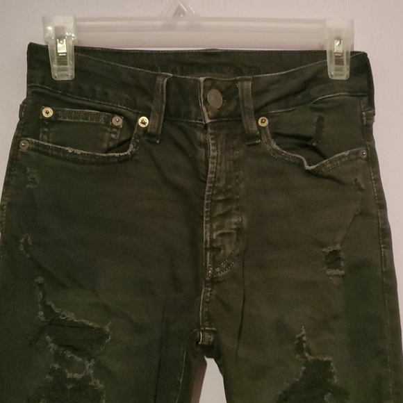 AEO high waisted distressed black jeans - Picture 5 of 11